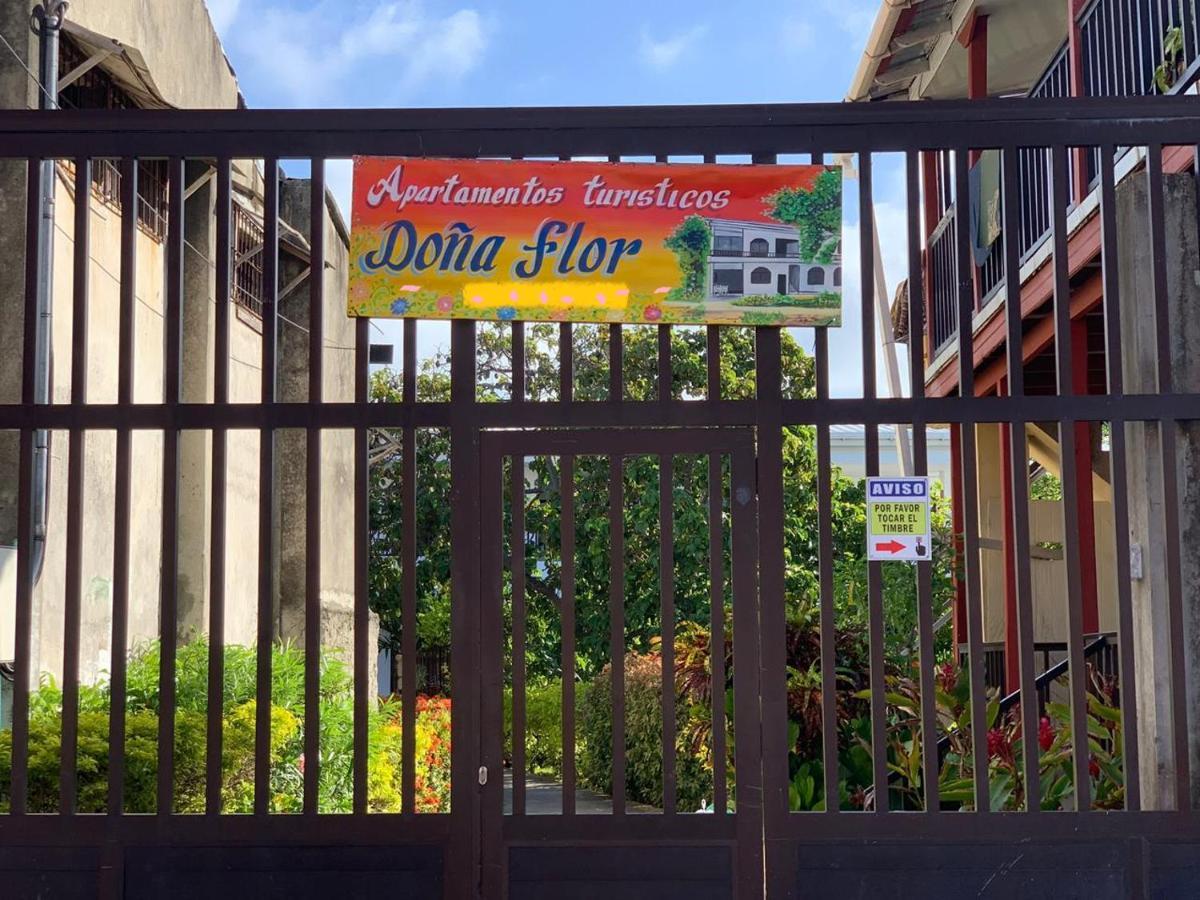 Apartamentos Turisticos Dona Flor San Andrés Exteriör bild